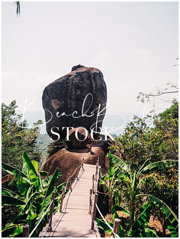 travel-explore-adventure-lifestyle-stock-photo-BeachBabeStock-1617